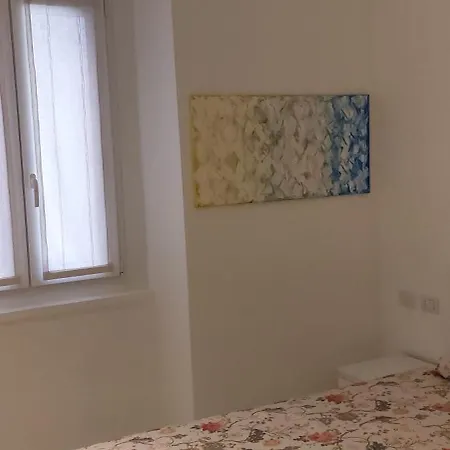 Peaceful Flat In The Heart Of アパート