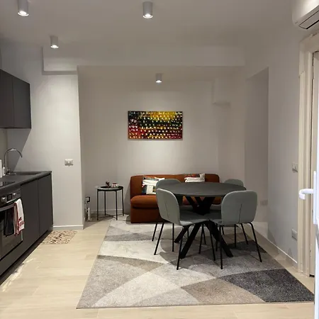 Peaceful Flat In The Heart Of * ミラノ